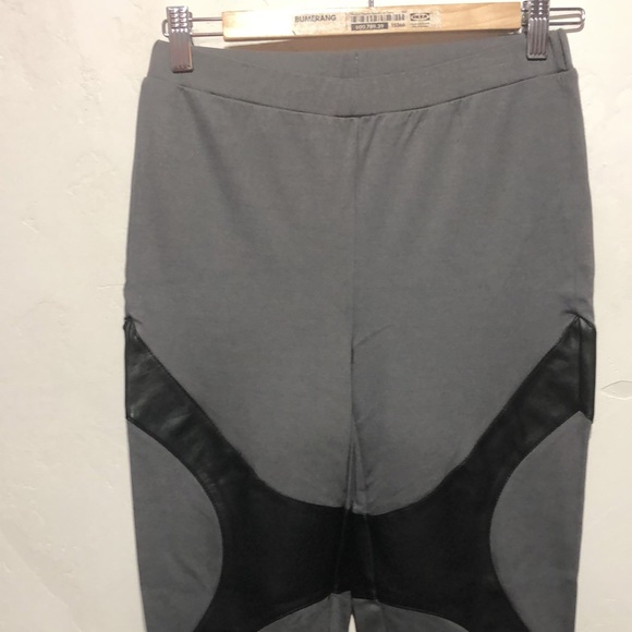 Venus gray legging with faux leather details sz 6 - Picture 2 of 7